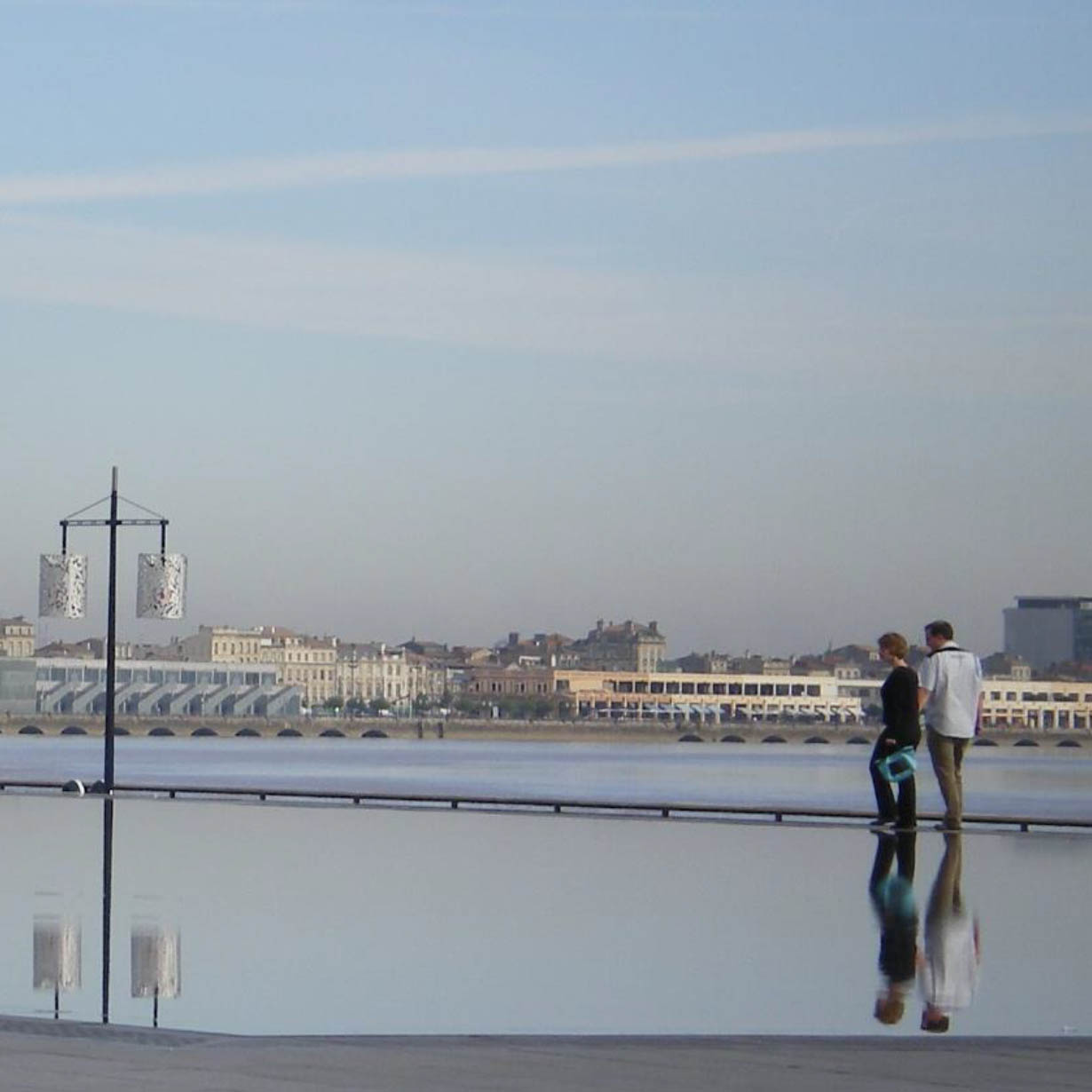 Promenades virtuelles - Promenade estivale sur les Quais de Bordeaux
